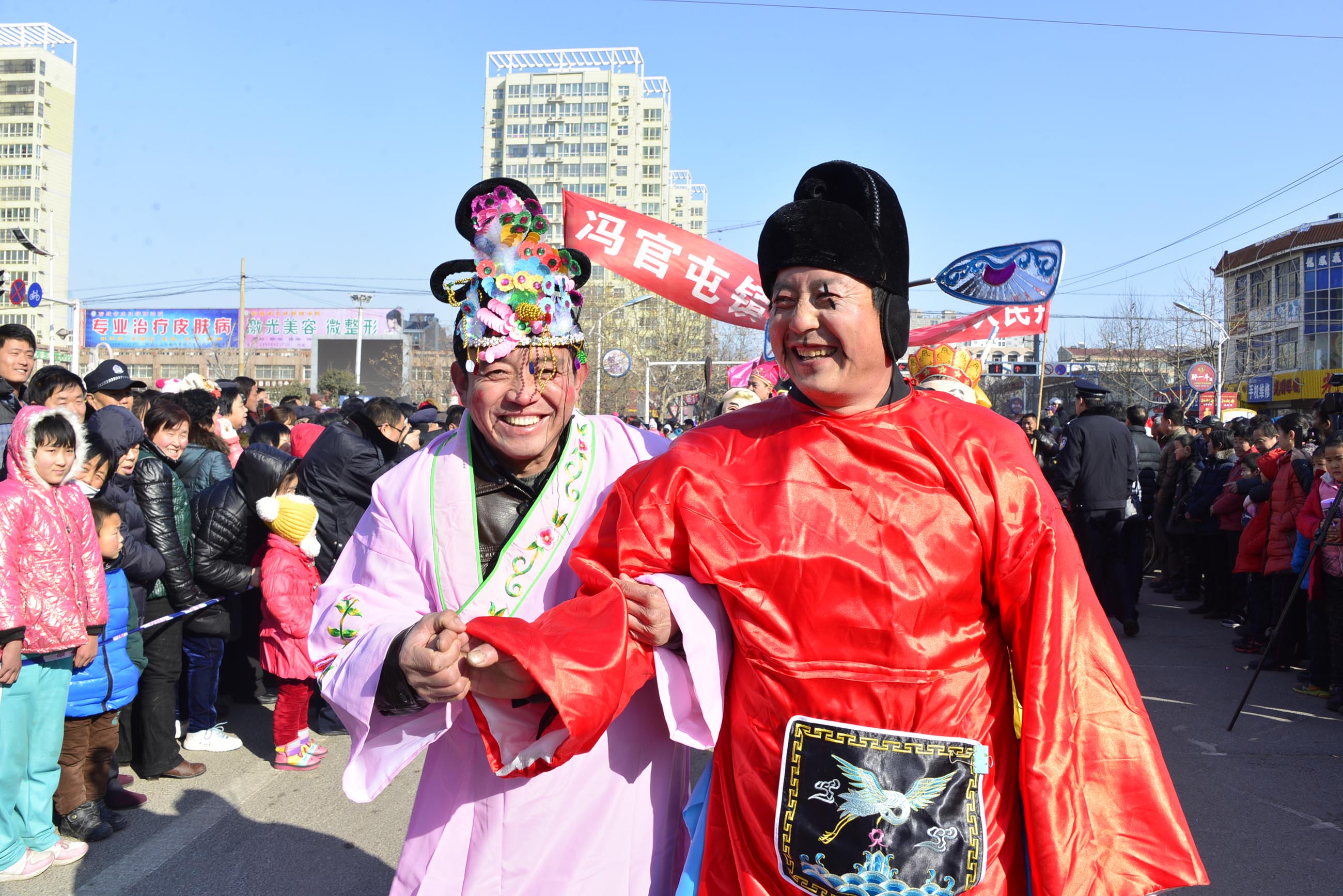 2014年2月10日，山东省茌平县春节群众文化活动剪影。