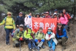 齐鲁户外非周末驴友造访泰山亲兄弟麦黄山恋恋不舍回家来